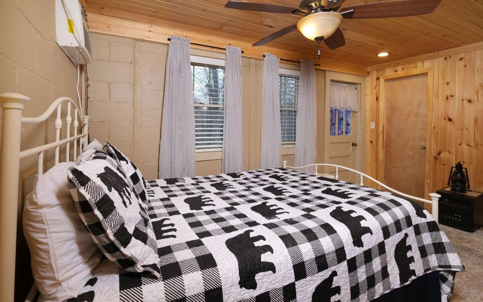 Karens Cozy Cottage Гатлинбург Экстерьер фото